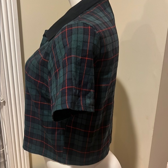 🎄Forever 21  Plaid Button-Up Women's Top - Green and Black Size Large 🎄 - Picture 7 of 16